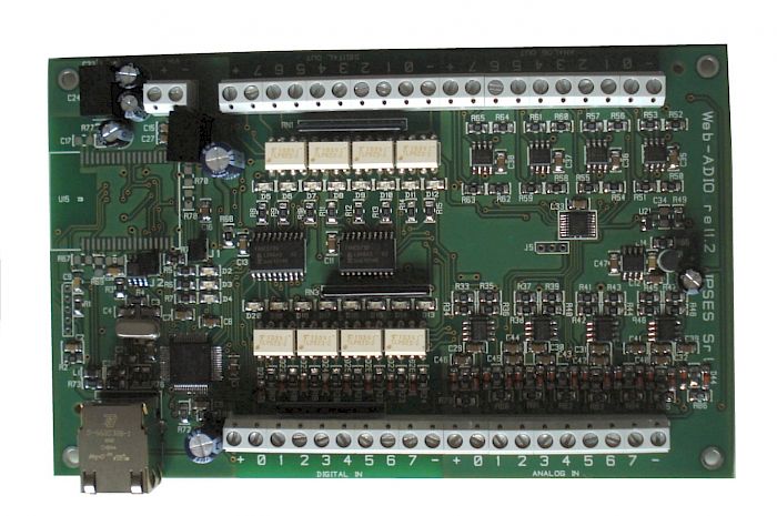 IPSES Srl - WEB-ADIO: scheda di gestione di 8 ingressi analogici, 8 ingressi digitali, 8 uscite analogiche e 8 digitali, con interfaccia Ethernet, server WEB, telnet e SNMP integrati