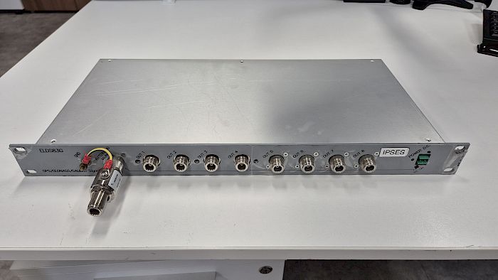IPSES Srl - GPS/GLONASS/Galileo Signal Distributor
